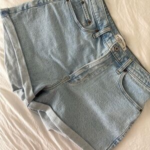 Abercrombie & Fitch: The Mom Short High Rise. Light Blue Rolled Hem Denim Shorts